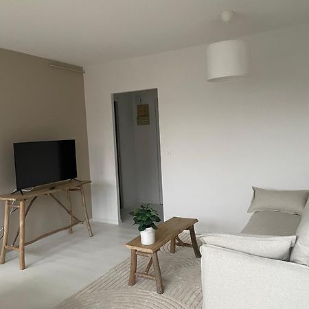 Appartement Au Coeur De La Ponetie à Aurillac Extérieur photo